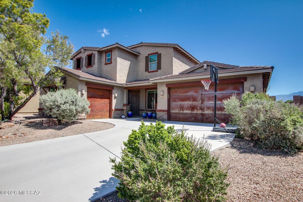 10956 N Gemma Avenue, Oro Valley, AZ 85742