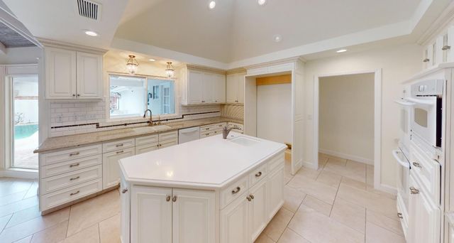 2903 W Cromwell Avenue, Fresno, CA 93711