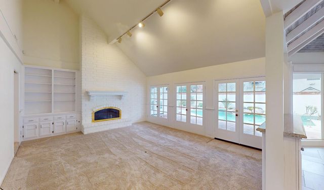 2903 W Cromwell Avenue, Fresno, CA 93711