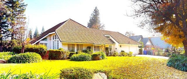 2903 W Cromwell Avenue, Fresno, CA 93711