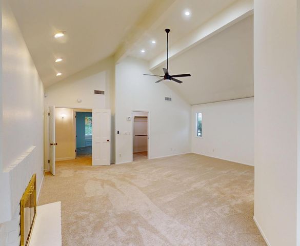 2903 W Cromwell Avenue, Fresno, CA 93711