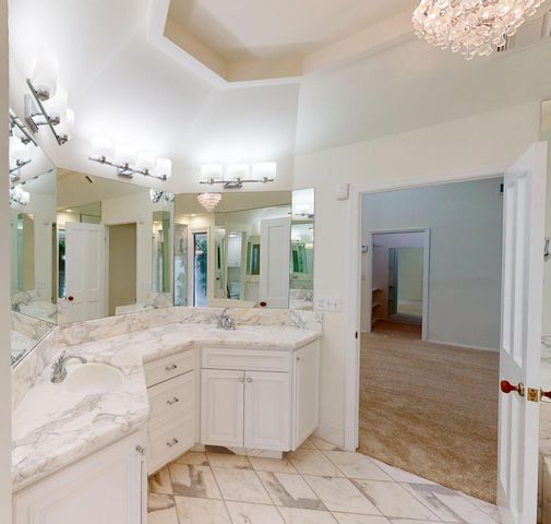 2903 W Cromwell Avenue, Fresno, CA 93711