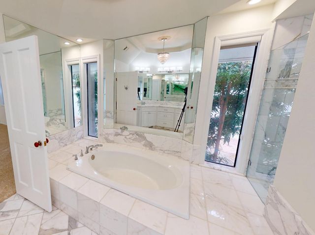 2903 W Cromwell Avenue, Fresno, CA 93711