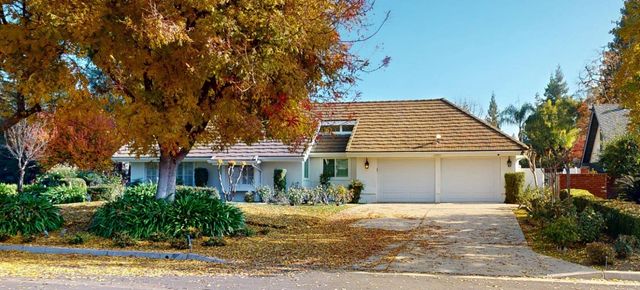 2903 W Cromwell Avenue, Fresno, CA 93711