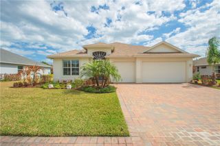 8330 Summer Lake Drive, Vero Beach, FL 32967