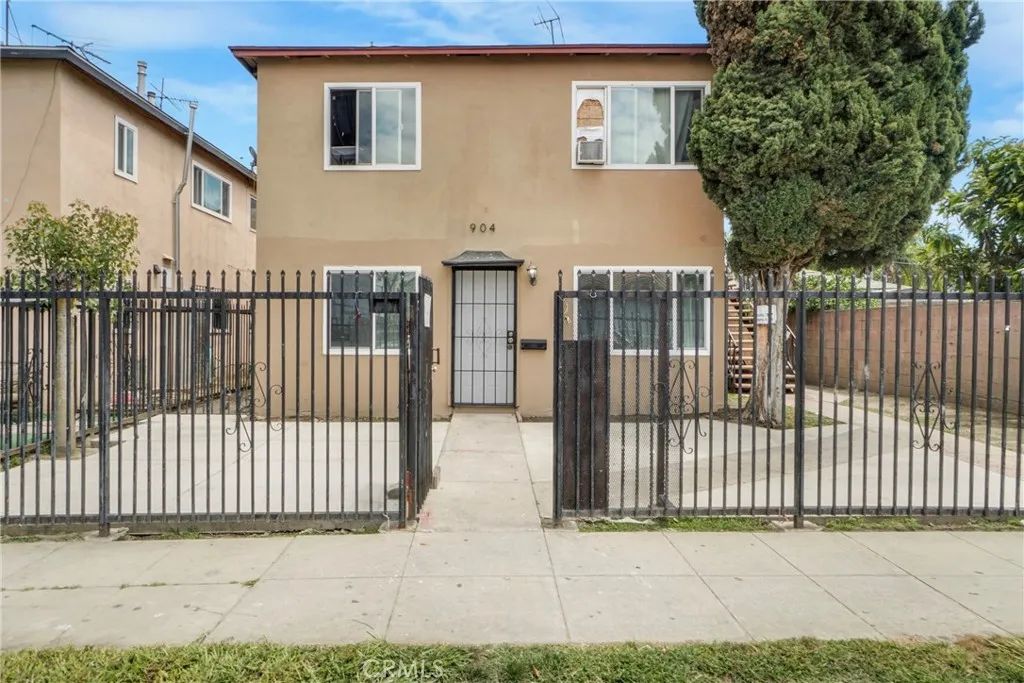 904 S Bullis Road, Compton, CA 90221