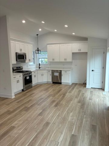 935 Saddle Ridge Drive, Joliet, IL 60432