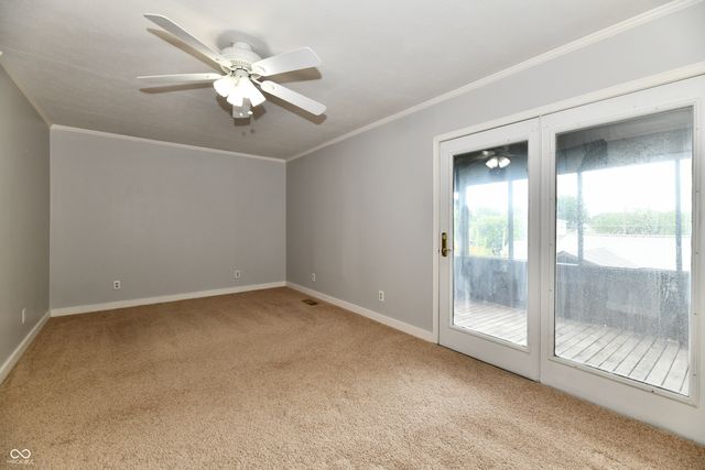 2015 S J Street, Elwood, IN 46036