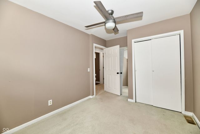 2015 S J Street, Elwood, IN 46036