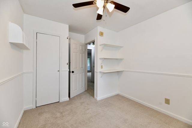 2015 S J Street, Elwood, IN 46036