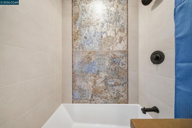 1940 Golden Rain 5, Walnut Creek, CA 94595