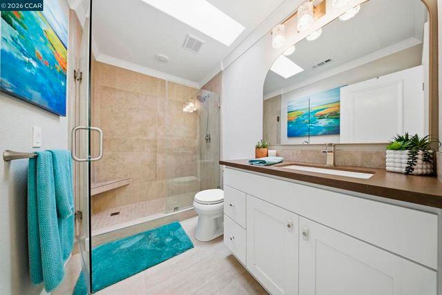 1940 Golden Rain 5, Walnut Creek, CA 94595