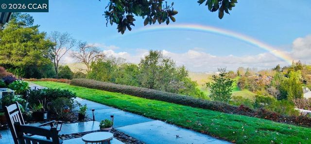 1940 Golden Rain 5, Walnut Creek, CA 94595