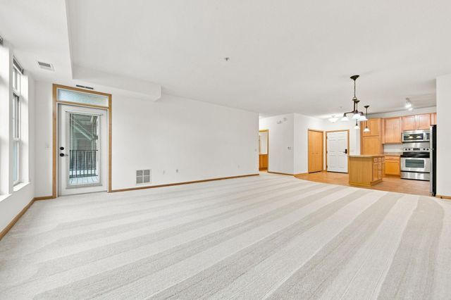 7100 Metro Boulevard 213, Edina, MN 55439