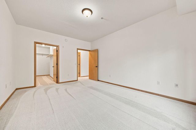 7100 Metro Boulevard 213, Edina, MN 55439