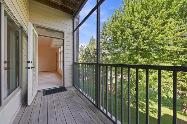 7100 Metro Boulevard 213, Edina, MN 55439