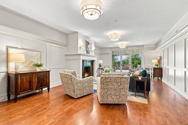 7100 Metro Boulevard 213, Edina, MN 55439