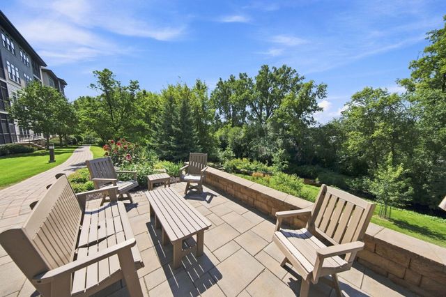 7100 Metro Boulevard 213, Edina, MN 55439