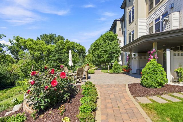 7100 Metro Boulevard 213, Edina, MN 55439