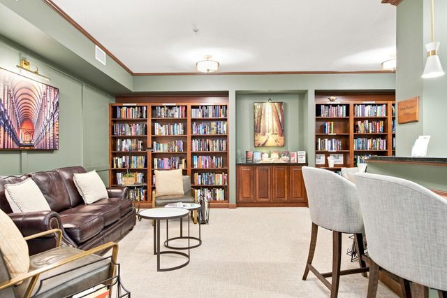 7100 Metro Boulevard 213, Edina, MN 55439