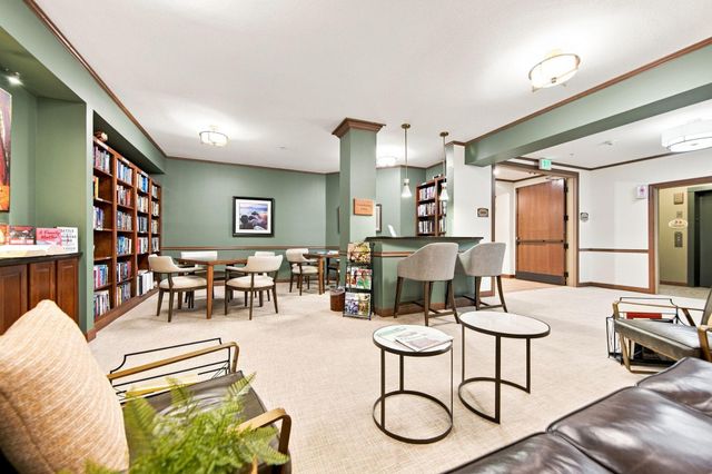 7100 Metro Boulevard 213, Edina, MN 55439