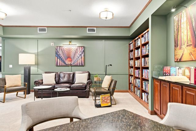 7100 Metro Boulevard 213, Edina, MN 55439