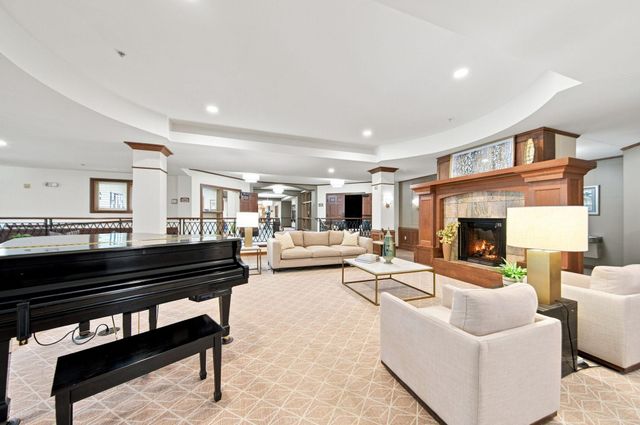 7100 Metro Boulevard 213, Edina, MN 55439