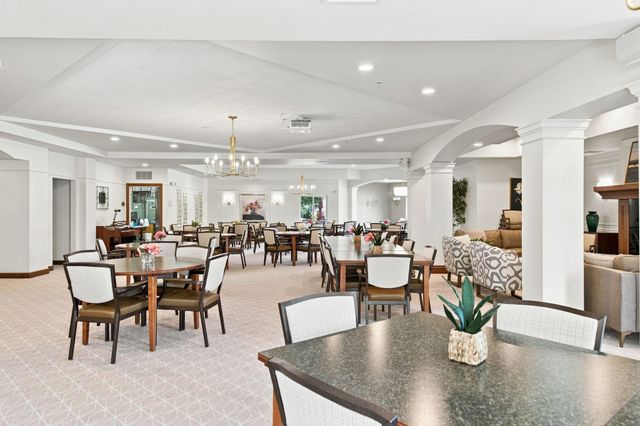 7100 Metro Boulevard 213, Edina, MN 55439
