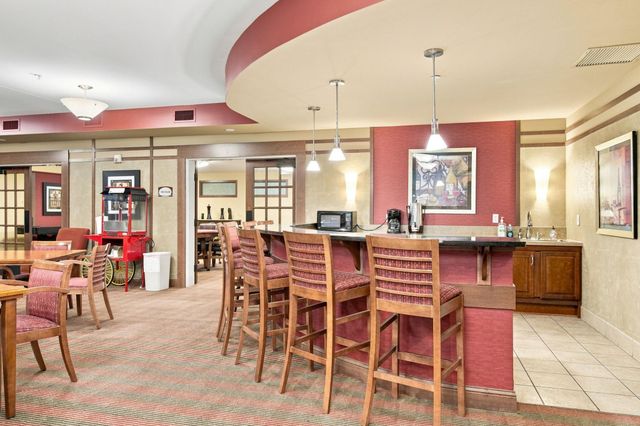 7100 Metro Boulevard 213, Edina, MN 55439