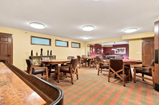 7100 Metro Boulevard 213, Edina, MN 55439