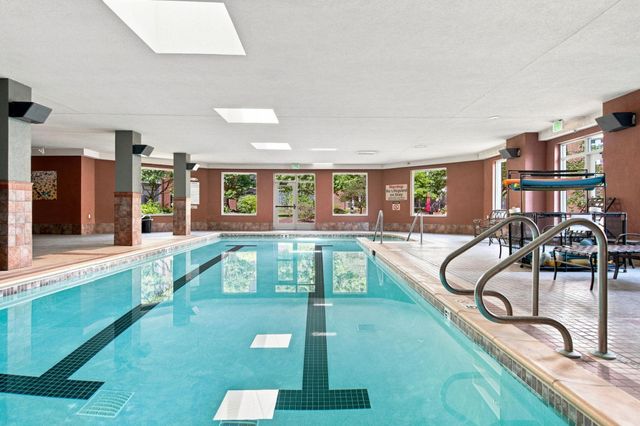 7100 Metro Boulevard 213, Edina, MN 55439