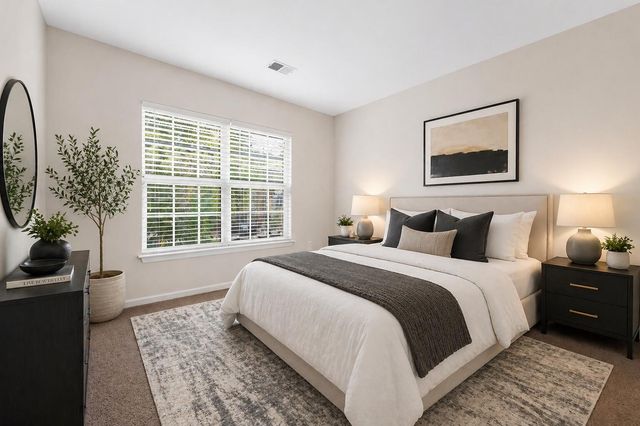 105 Chinquapin Drive, Summerville, SC 29485