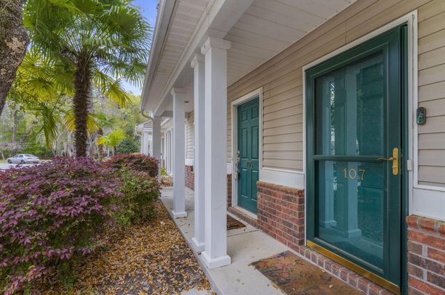 105 Chinquapin Drive, Summerville, SC 29485