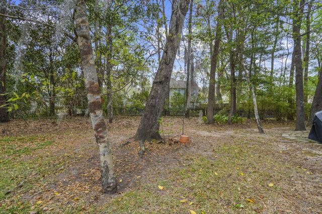 105 Chinquapin Drive, Summerville, SC 29485