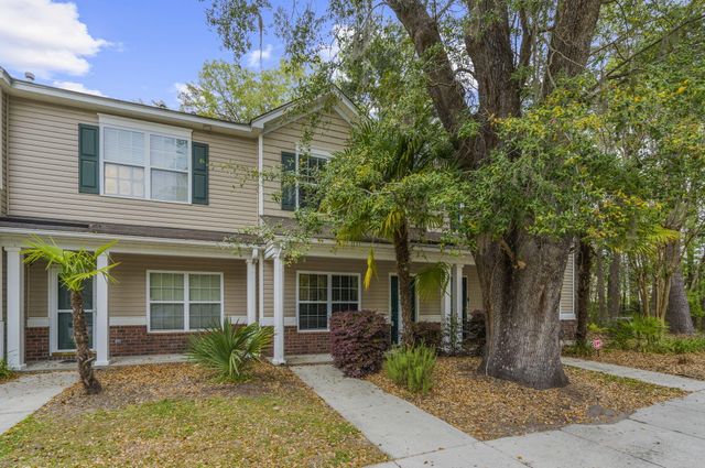 105 Chinquapin Drive, Summerville, SC 29485