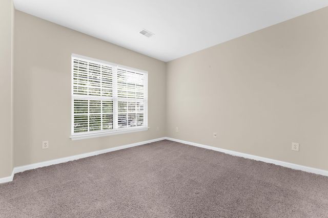 105 Chinquapin Drive, Summerville, SC 29485