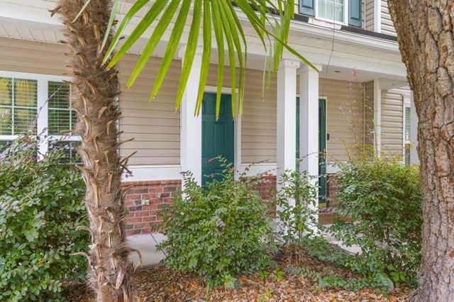 105 Chinquapin Drive, Summerville, SC 29485