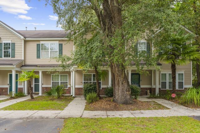 105 Chinquapin Drive, Summerville, SC 29485