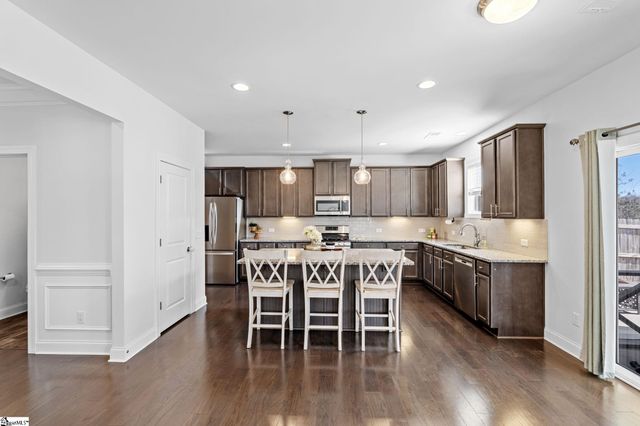 286 Braselton Street, Greer, SC 29651