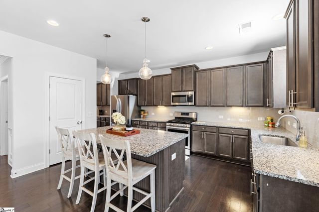 286 Braselton Street, Greer, SC 29651