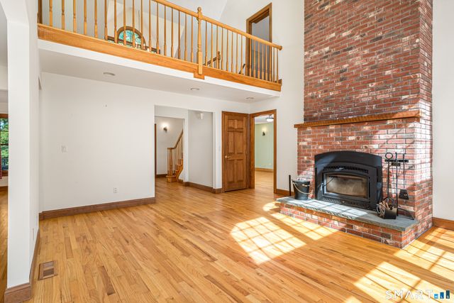 100-R Foot Hills Road, Durham, CT 06422