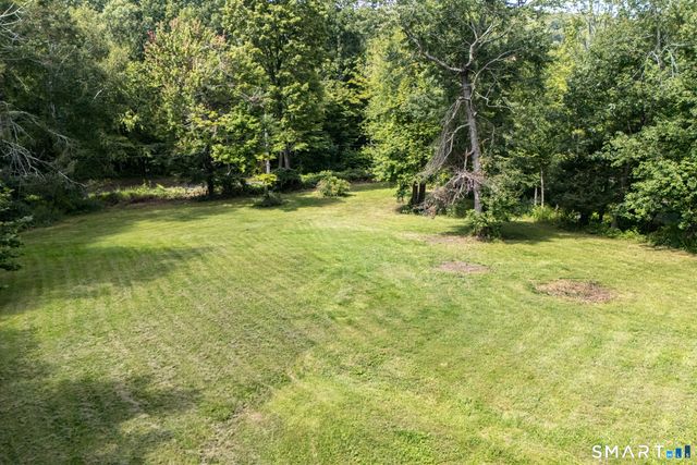 100-R Foot Hills Road, Durham, CT 06422