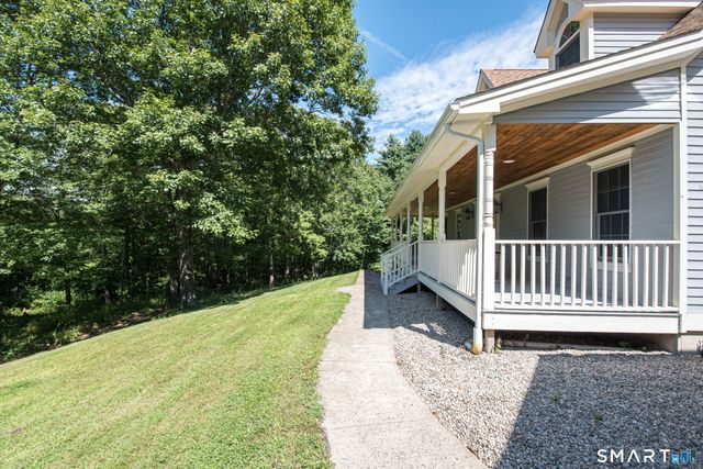 100-R Foot Hills Road, Durham, CT 06422