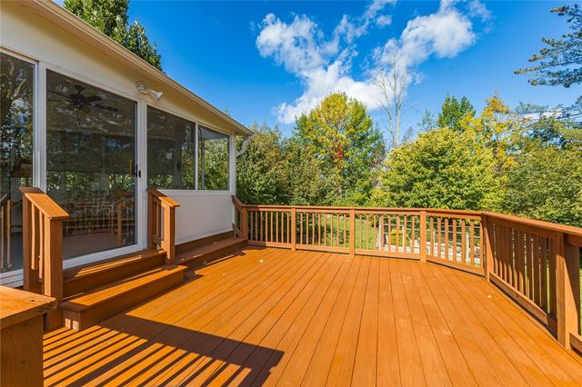 12 Colten Court, Penfield, NY 14580