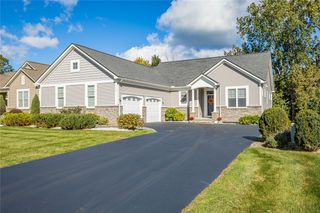 12 Colten Court, Penfield, NY 14580