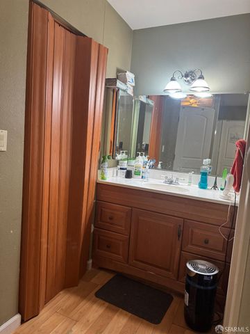 365 Halfmoon Lane 8, Daly City, CA 94015