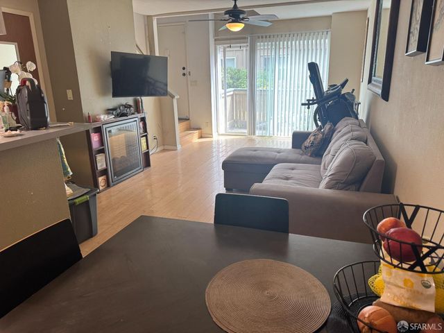 365 Halfmoon Lane 8, Daly City, CA 94015