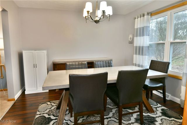 5298 Calla Avenue NW, Champion, OH 44483