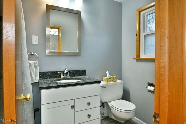 5298 Calla Avenue NW, Champion, OH 44483