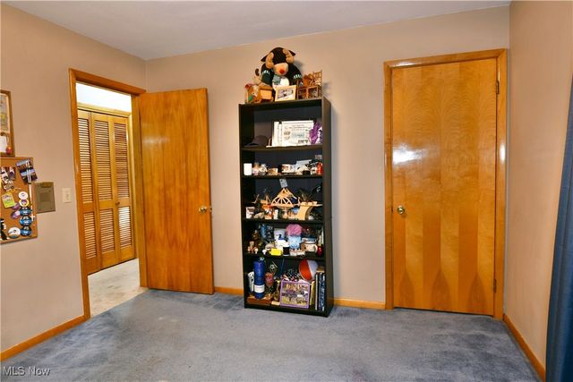 5298 Calla Avenue NW, Champion, OH 44483